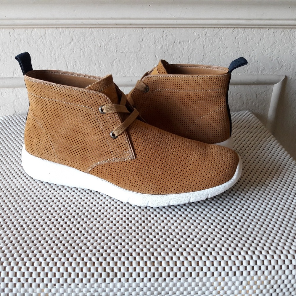 Gbx suede boots